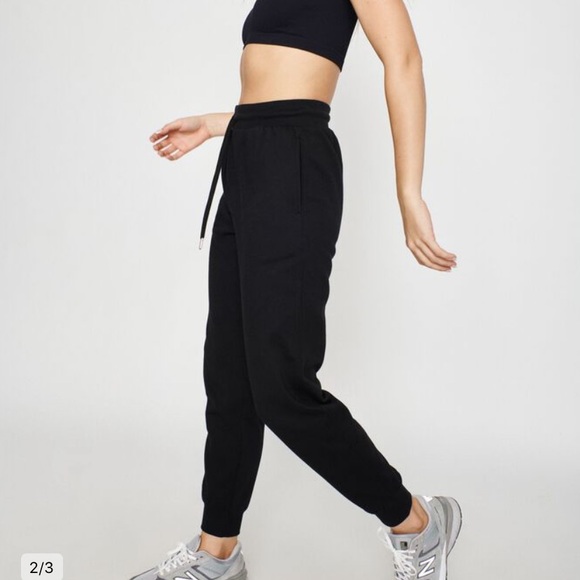 NEW Garage girlfriend joggers black size small - Picture 2 of 7